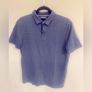 Banana Republic men’s polo shirt. Size L.